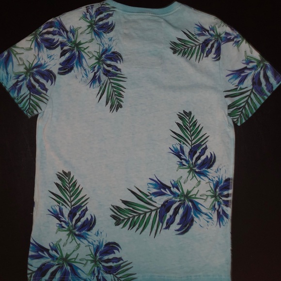 Pacific Surf Tropical Tee - Picture 4 of 4